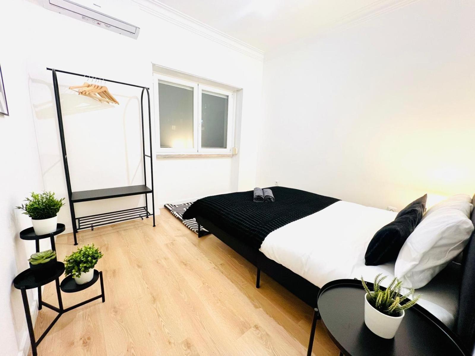 Rooms, Ideal Location For Tourists Hostal