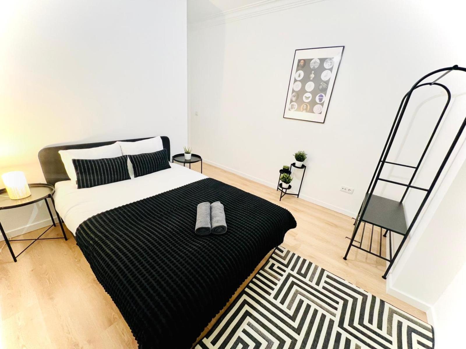 Rooms, Ideal Location For Tourists Hostal *