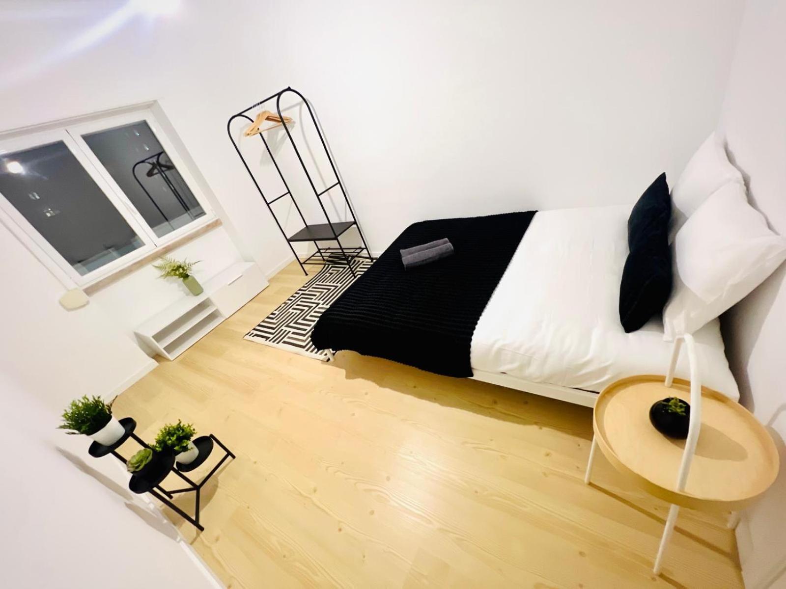 Hostal Rooms, Ideal Location For Tourists